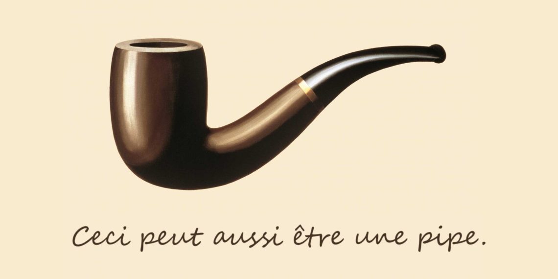 Un detournement del famoso dipinto surrealista di Magritte “La Trahison des images” (“Il tradimento delle immagini”), che nell’originale raffigura una pipa di profilo, col braciere a sinistra e il bocchino a destra, e una scritta in corsivo sotto la stessa che recita «Ceci n’est pas une pipe.» («Questa non è una pipa.»); in questa versione modificata, la scritta recita «Ceci peut aussi être un pipe.» («Questa potrebbe anche essere una pipa.»).